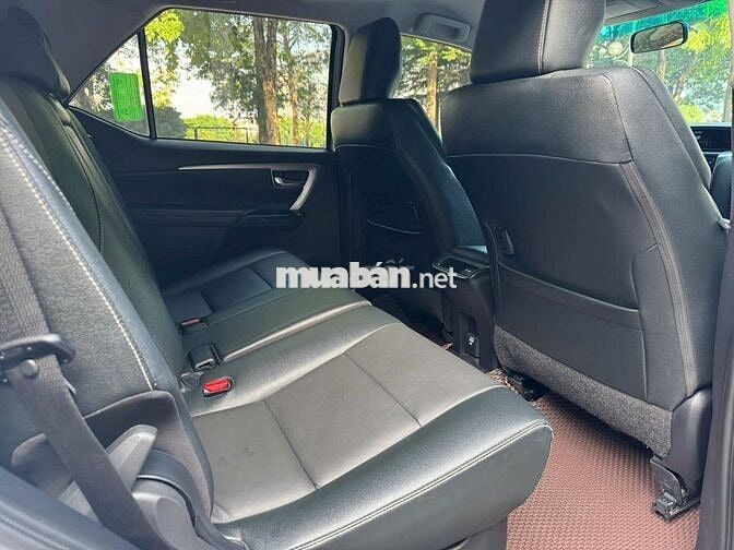 Toyota Fortuner 2025 2.4AT 4x2 30000 km