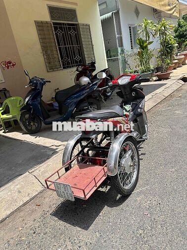Xe máy ba bánh Honda Wave 110 Đỏ