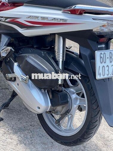 Honda Air Blade Trắng Đỏ Đen Đã qua sử dụng