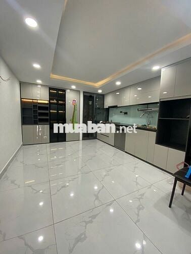 LÊN SÓNG NHÀ MỚI XINH - 79E Nguyễn Hồng Đào, Phường 14, TB - 4.5x18m