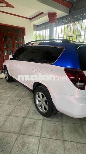 Toyota RAV4 20*** km