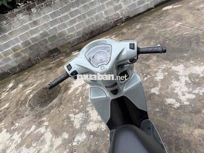 Honda Vision 2023 Xanh xi măng
