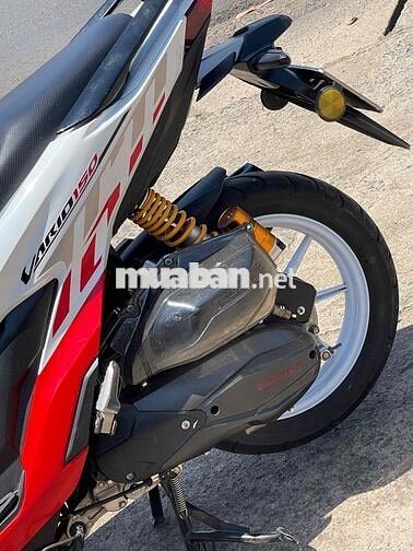Honda Vario 150 Trắng đỏ Đã qua sử dụng