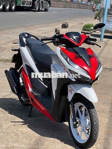 Honda Vario 150 Trắng đỏ Đã qua sử dụng
