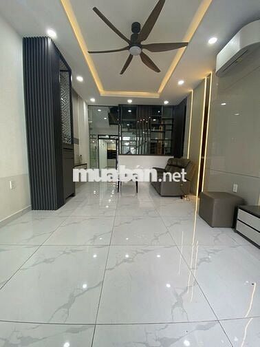 LÊN SÓNG NHÀ MỚI XINH - 79E Nguyễn Hồng Đào, Phường 14, TB - 4.5x18m