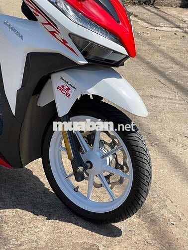 Honda Vario 150 Trắng đỏ Đã qua sử dụng