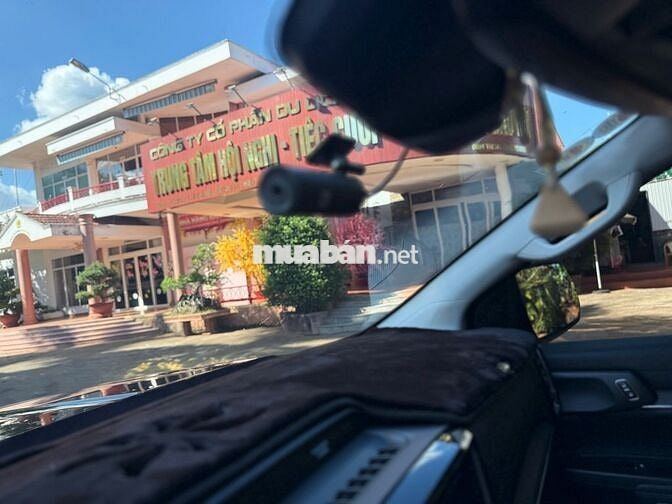 Ford Everest Sport 2025 Đen 2 vạn