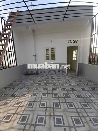 Nhà 2 lầu 3 phòng ngủ, 2 tolet khu vietsing