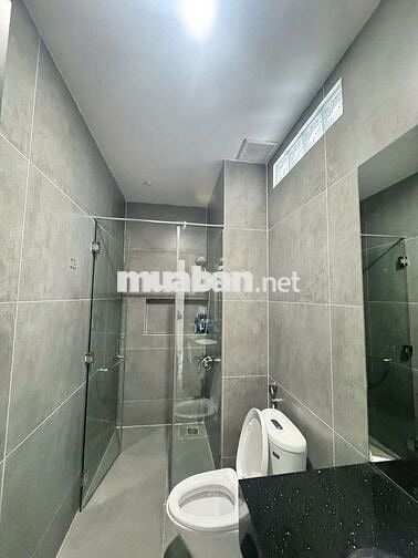 Nhà 5 Lầu Ngay Goo Dĩ An, Mặt Tiền Đường GS2, Dĩ An