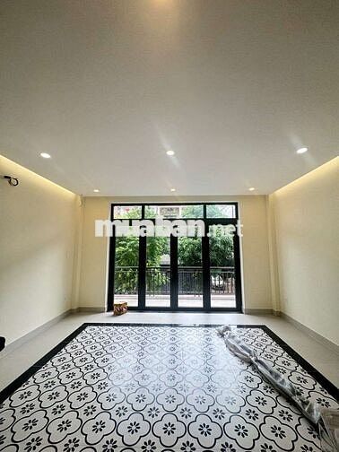 Nhà 5 Lầu Ngay Goo Dĩ An, Mặt Tiền Đường GS2, Dĩ An