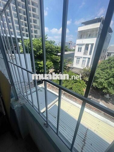 nhà 3 tầng kiệt 520 Núi Thành dt 60m2