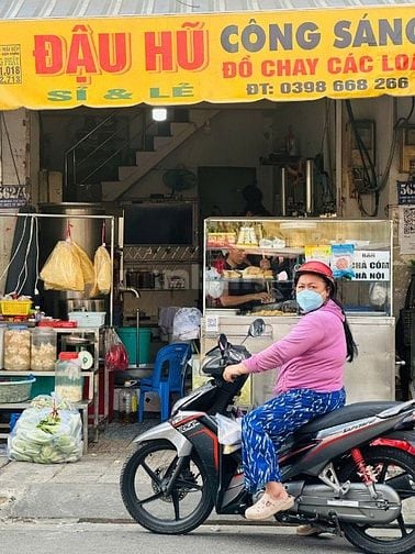 Chính chủ cho thuê nhà mặt bằng mặt tiền 562 Phạm Văn Bạch, Gò Vấp