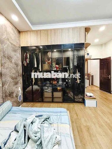 TÂN KỲ TÂN QUÝ - 100M2 3 TẦNG - HẺM XE HƠI - NHÀ ĐẸP BÁN NGAY