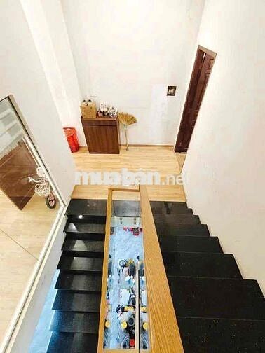 TÂN KỲ TÂN QUÝ - 100M2 3 TẦNG - HẺM XE HƠI - NHÀ ĐẸP BÁN NGAY