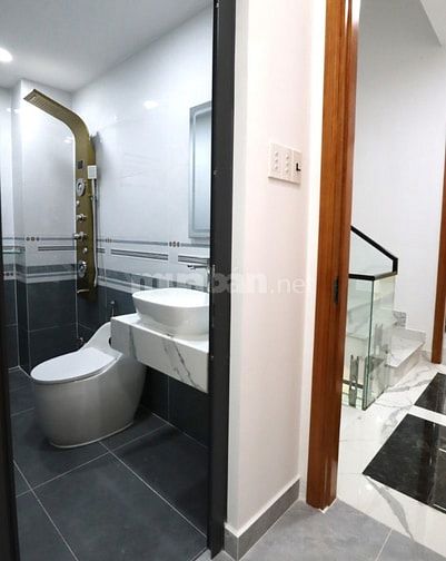 Chủ cần bán nhà (4x15m) nguyên mới 