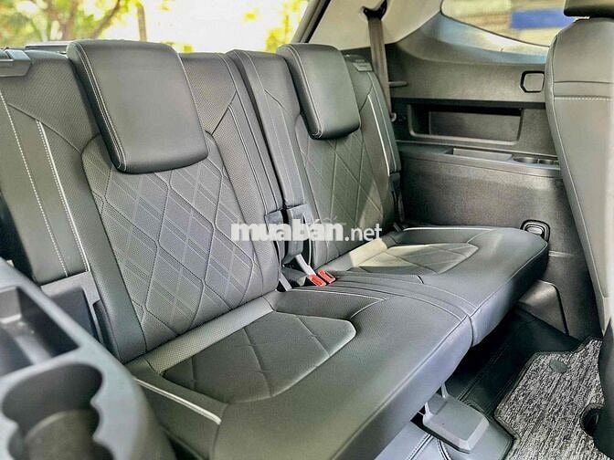 Volkswagen Teramont President 2025 Trắng