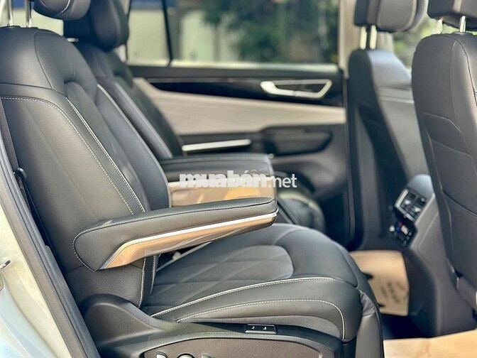 Volkswagen Teramont President 2025 Trắng