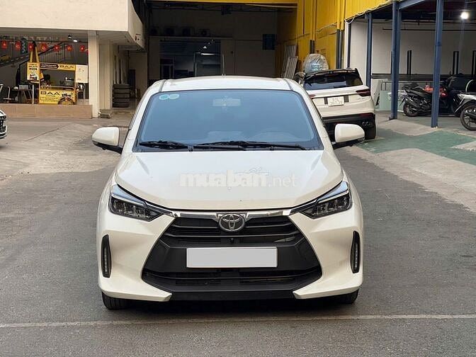 Toyota Wigo 1.2 AT 2024 Trắng 30.000 Km