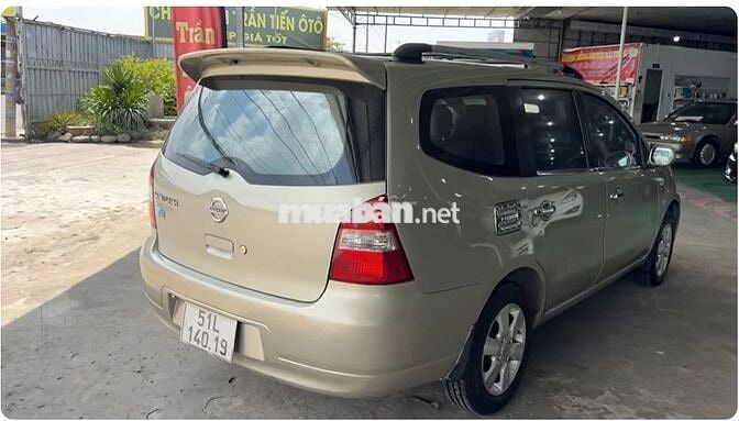 Nissan Livina 2010 tự động 195tr