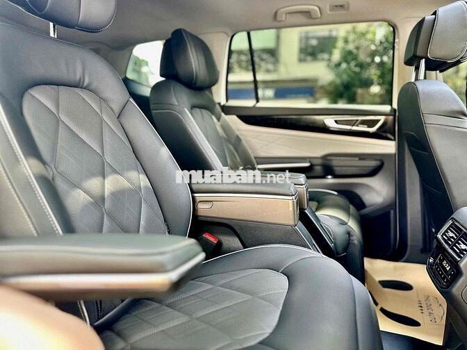 Volkswagen Teramont President 2025 Trắng