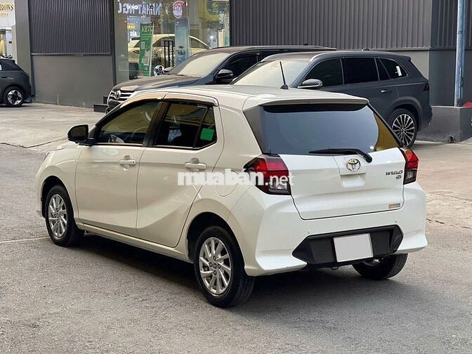 Toyota Wigo 1.2 AT 2024 Trắng 30.000 Km