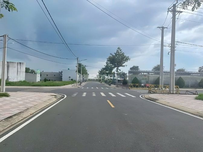 Chỉ 889 triệu chính chủ đất ngay mặt tiền đường Tân Bình, Bắc Tân Uyên