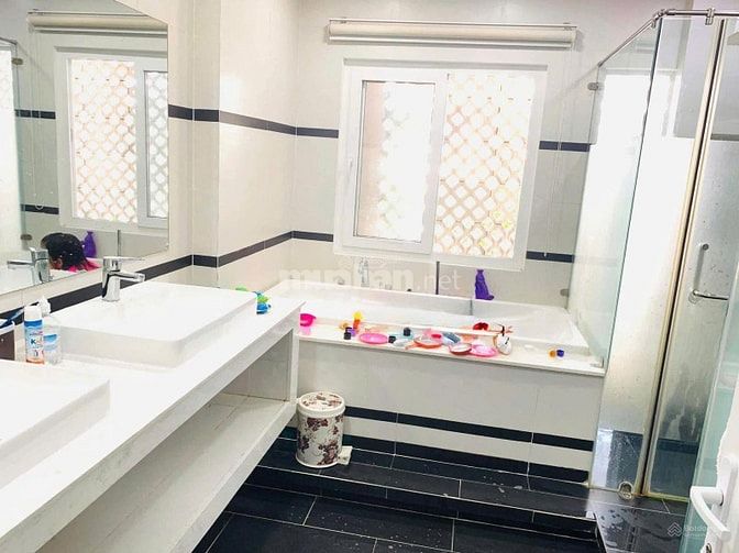 Bán Nhà Phố  Trung Tâm Quận Bình Thạnh -11.9 Tỷ