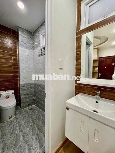 Nhà hẻm xe hơi tới cửa, nở hậu, 5PN _ Ở , Cho thuê CHDV, VPCTY.
