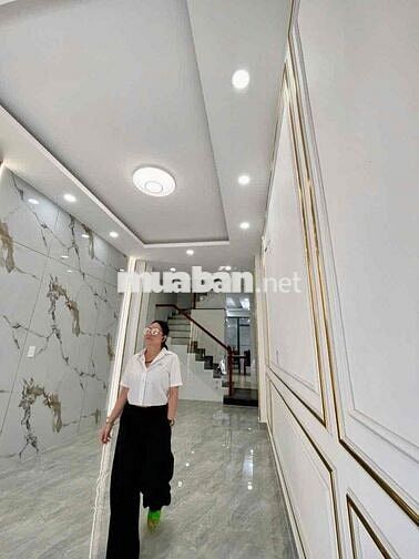 Nhà hẻm xe hơi tới cửa, nở hậu, 5PN _ Ở , Cho thuê CHDV, VPCTY.