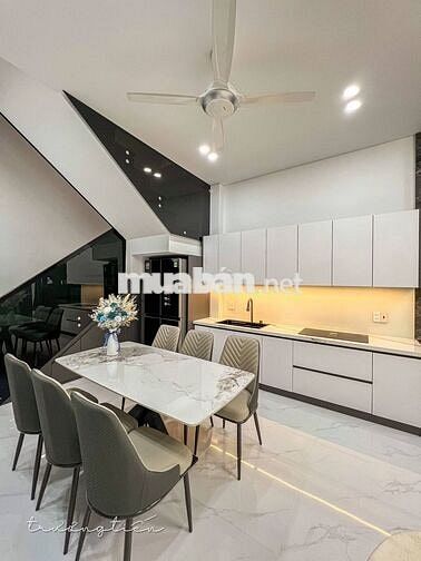 Nhà Mặt Tiền Đường Số 5,phường Hòa Phú Bình Dương 820tr/100m2,sổ riêng