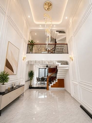 Bán nhà 5tầng Đường 40 Hiệp Bình Chánh - Sổ hoàn công- chỉ 8,7 tỷ
