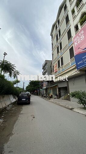 Cho thuê nhà riêng tại Song Phương, 120m2, 6 tầng, chính chủ