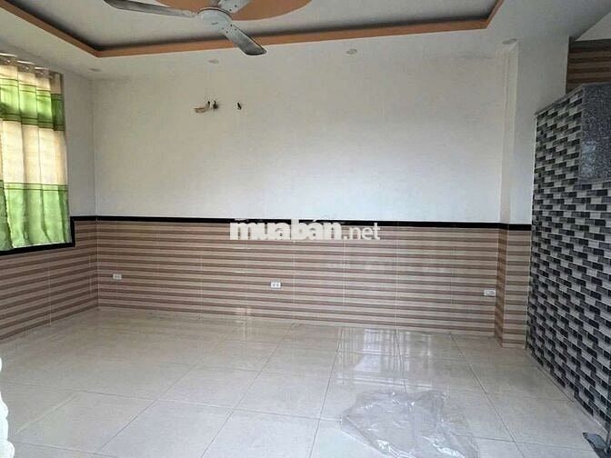 Nhà 1/ 1 lầu Tân Hiệp 31,cách chợ Hóc Môn 1,5km,gần trường Bách Nghệ
