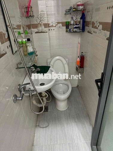 Nhà 3 Tầng-Hẻm 4M thông thoáng-Giáp Bắc Hải