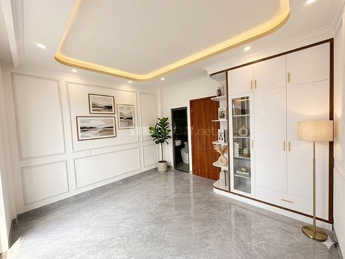 Bán nhà 5tầng Đường 40 Hiệp Bình Chánh - Sổ hoàn công- chỉ 8,7 tỷ
