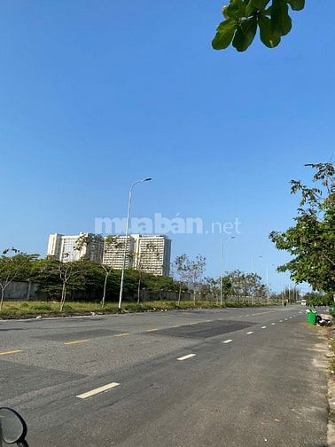 180m2/ 23 tỷ Nhà 2 Tầng,Đường Nguyễn Đức Thuận rộng 15m lề 9m, sát Biể