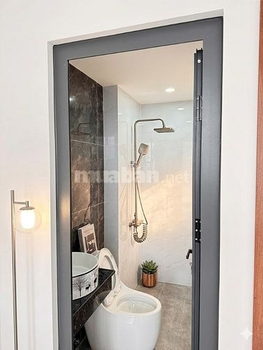 Bán nhà 5tầng Đường 40 Hiệp Bình Chánh - Sổ hoàn công- chỉ 8,7 tỷ