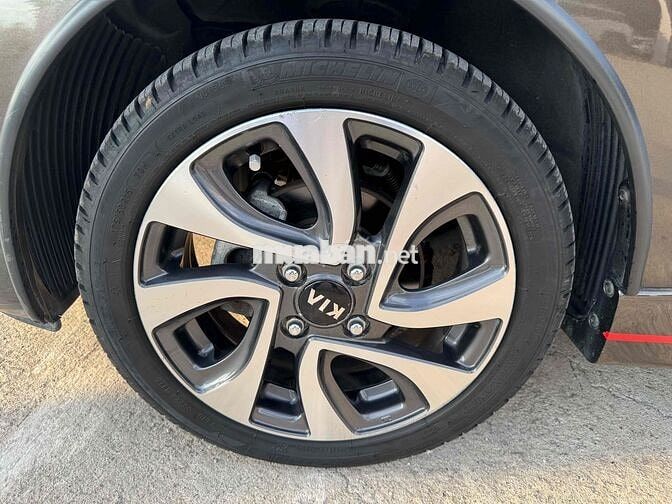 Kia Morning 2016 Si MT - 30000 km