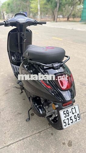 Piaggio Vespa 2014 up iget Đen Zin