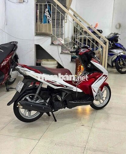 Honda Air Blade Đỏ Trắng Sport.BSTP.Xe chất lắm