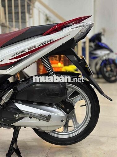 Honda Air Blade Đỏ Trắng Sport.BSTP.Xe chất lắm