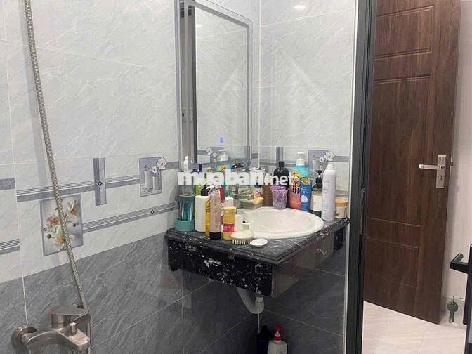 NC quận 3 ( 3pn ) nhà mới - kd cải tạo tự do