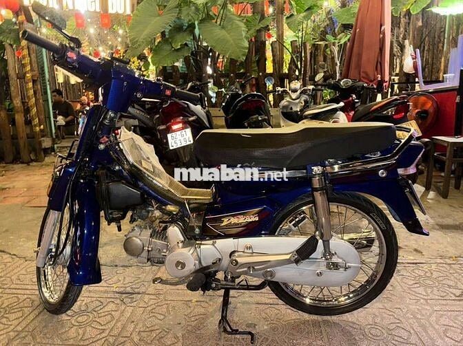 Honda Dream màu Xanh