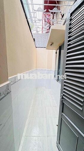 Nhà nguyên căn cho thuê gần chợ Nguyễn Đình Chiểu