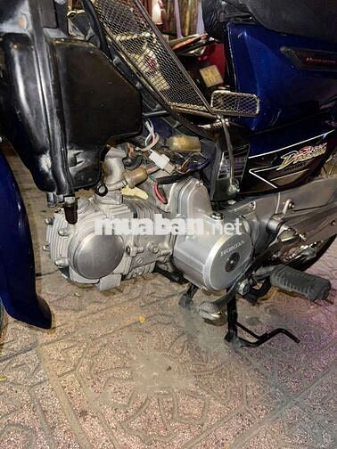 Honda Dream màu Xanh