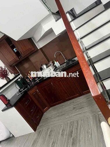 NC quận 3 ( 3pn ) nhà mới - kd cải tạo tự do