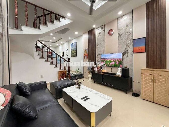 NHÀ ĐẸP 3 TẦNG- ĐƯỜNG Ô TÔ NÉ NHAU- GẦN MT QUỐC LỘ 13 - 52M - 7.5 TỶ
