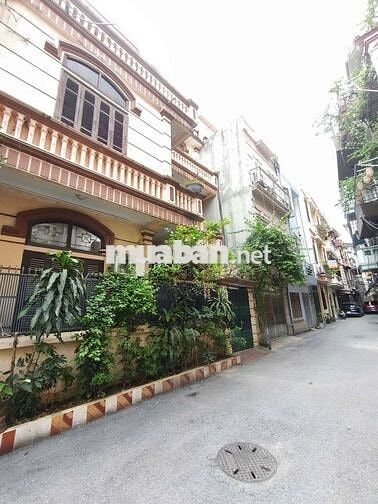 bán nhà phố cát linh đống đa phân lô oto chánh đỗ ngày đêm dân trí cao