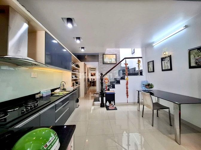 Bán nhà Quang Trung Gò Vấp, 83m2, 2 tầng, hẻm xe hơi, nhỉnh 6 tỷ