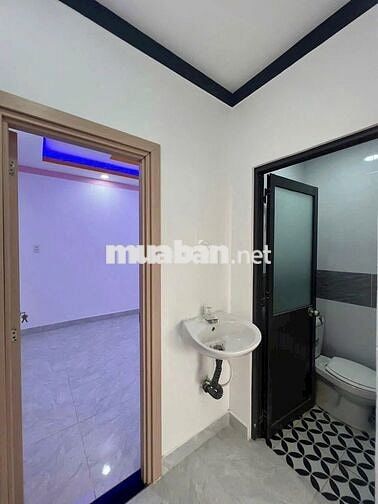 Nhà Bán Gấp Nguyễn Văn Quá Gần Nhà Hàng Đông Phương Quận 12